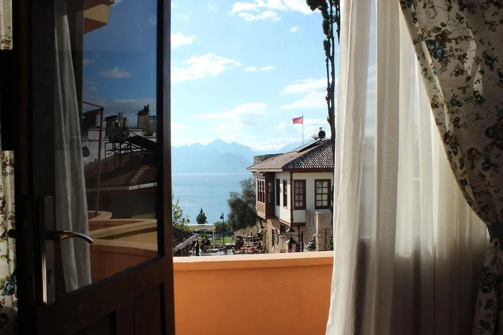 Mono Hotel