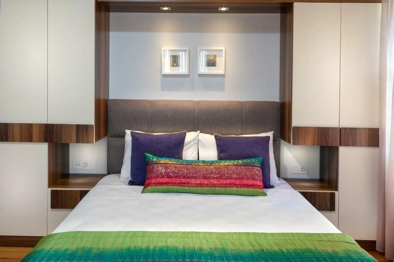 Mono Hotel