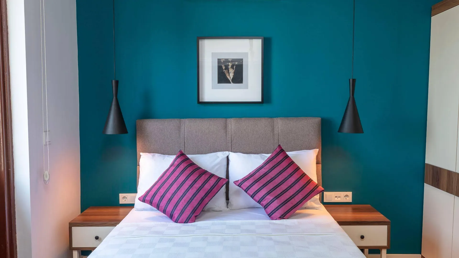 Mono Hotel