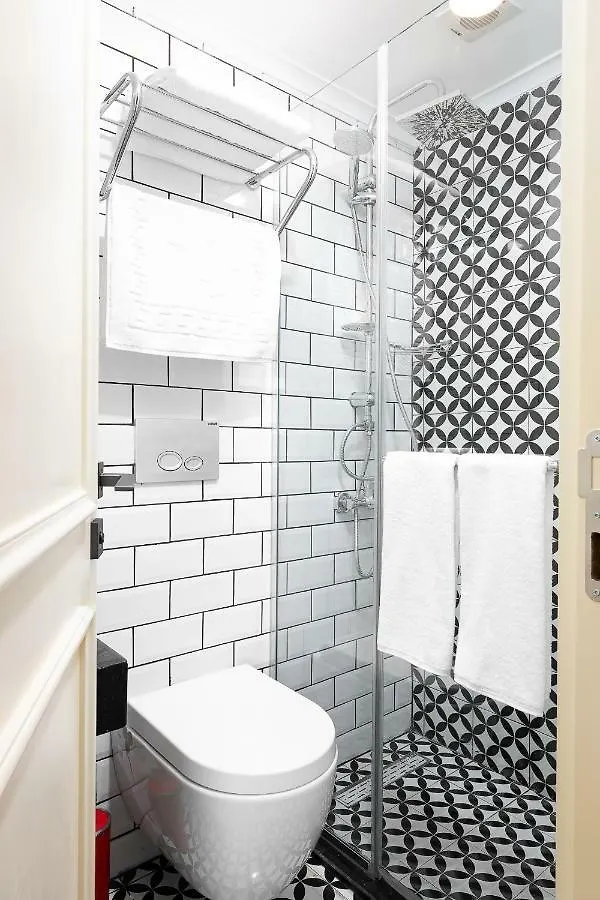 Mono Hotel Анталья