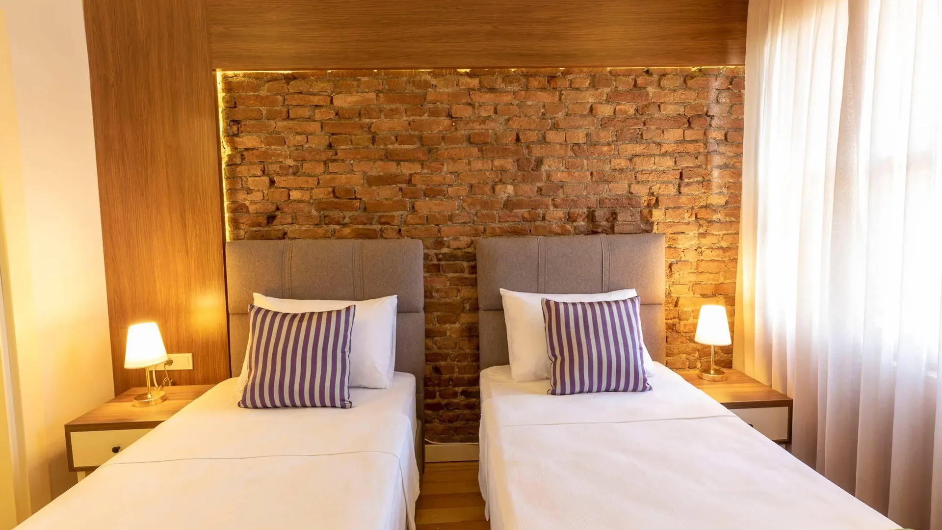 Mono Hotel Анталья